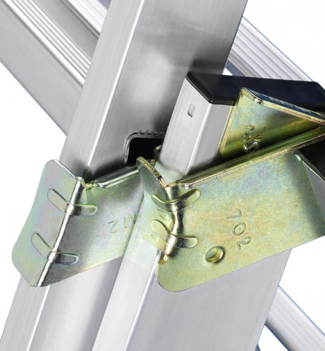 Articulation echelle transformable 3 plans 3x11 échelons 7m80 en aluminium Hailo HobbyStep