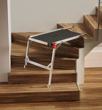 Mise en situation plateforme de travail pour escalier en aluminium Hailo TP2 Pro