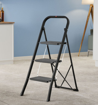 Marchepied K15 3 marches noir situation